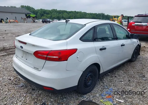 2016 Ford Focus S from USA, damaged, VIN 1FADP3E2XGL208197